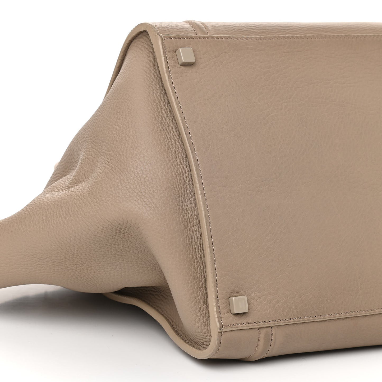 Grained Calfskin Medium Phantom Luggage Taupe