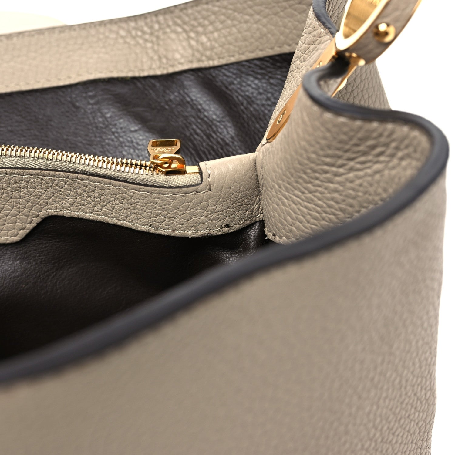 Louis Vuitton Taurillon Capucines MM Galet 10 of 10