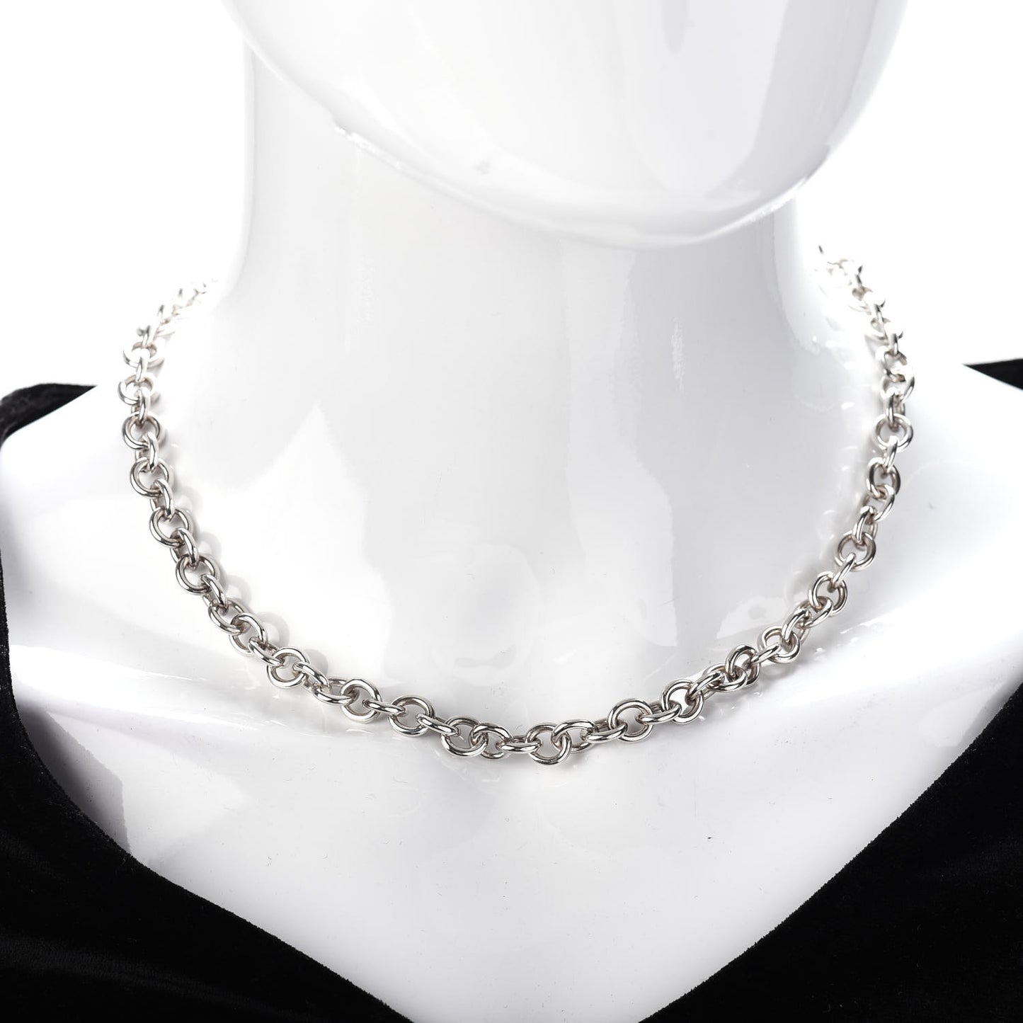 Sterling Silver 1837 Circle Clasp Necklace