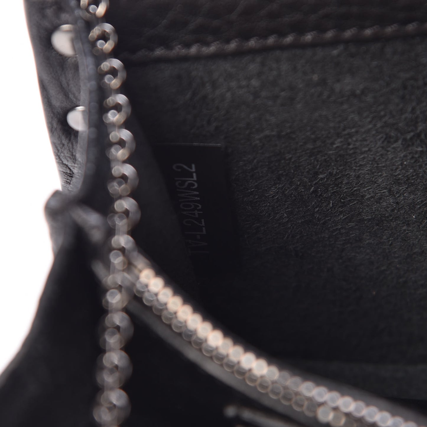 Grained Calfskin Onyx Rockstud Rolling Wallet on Chain Black