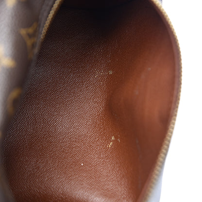Louis Vuitton Monogram Papillon 26 7 of 20