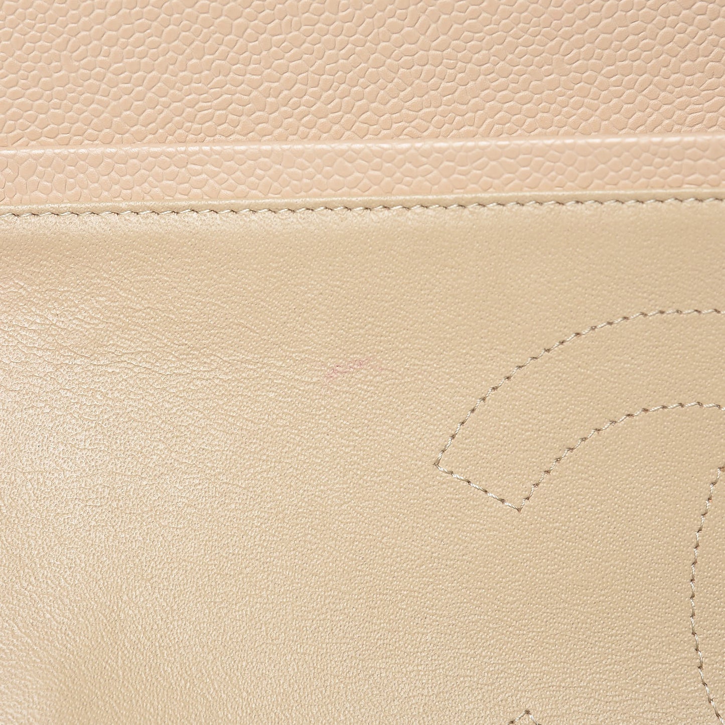 Caviar Quilted Jumbo Double Flap Beige Clair