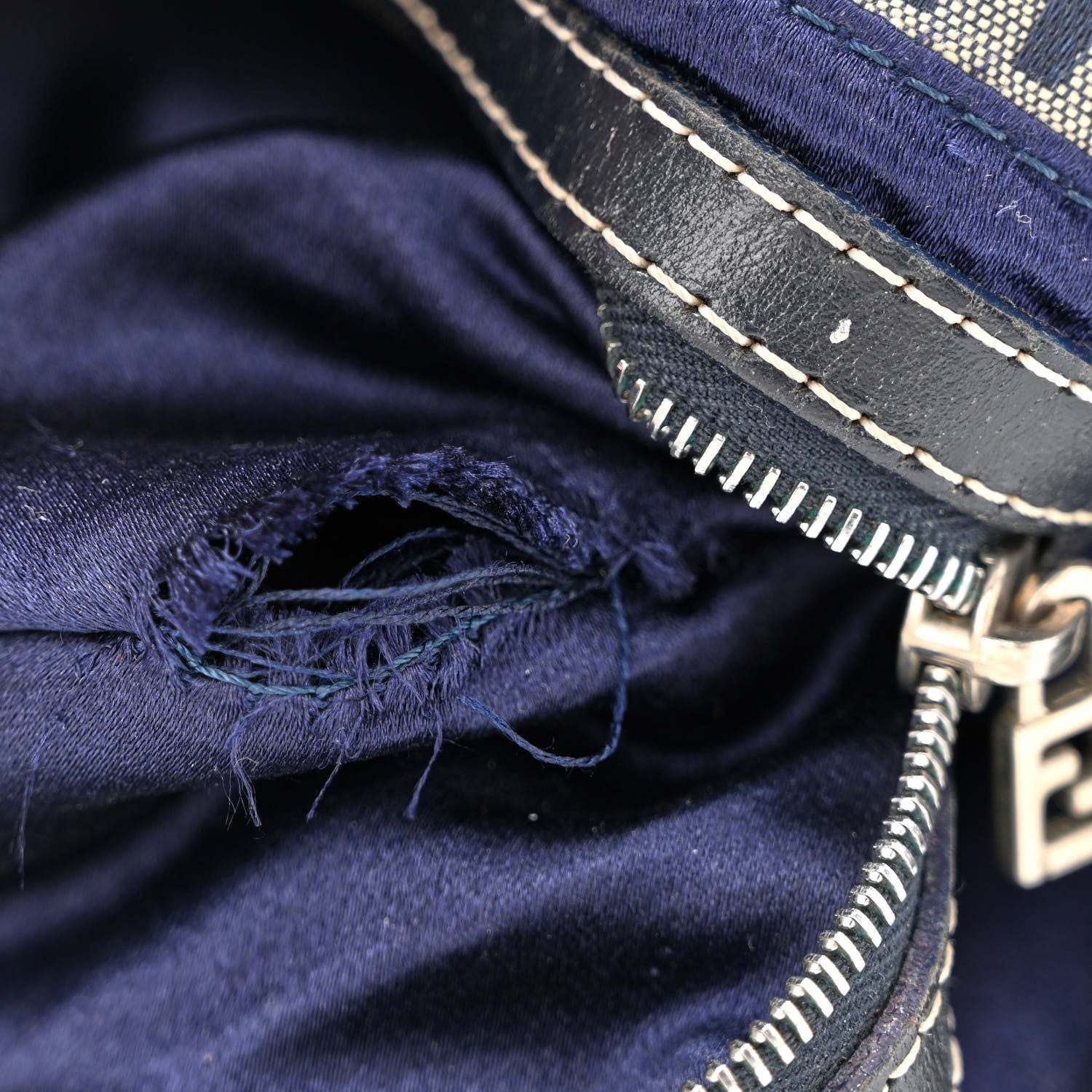 Fendi Zucchino Baguette Navy 7 of 14