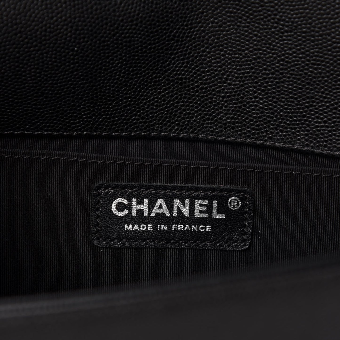 Caviar Quilted Medium Boy Flap Black