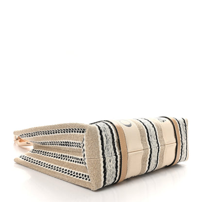 Chloe Knit Medium Woody Ribbon Tote Nude 4 of 10