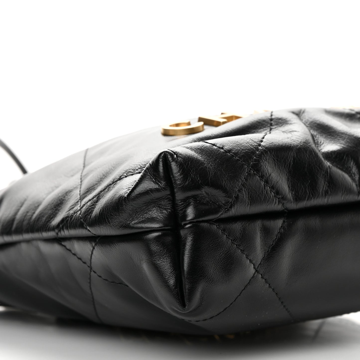 Shiny Calfskin Quilted Mini Chanel 22 Black