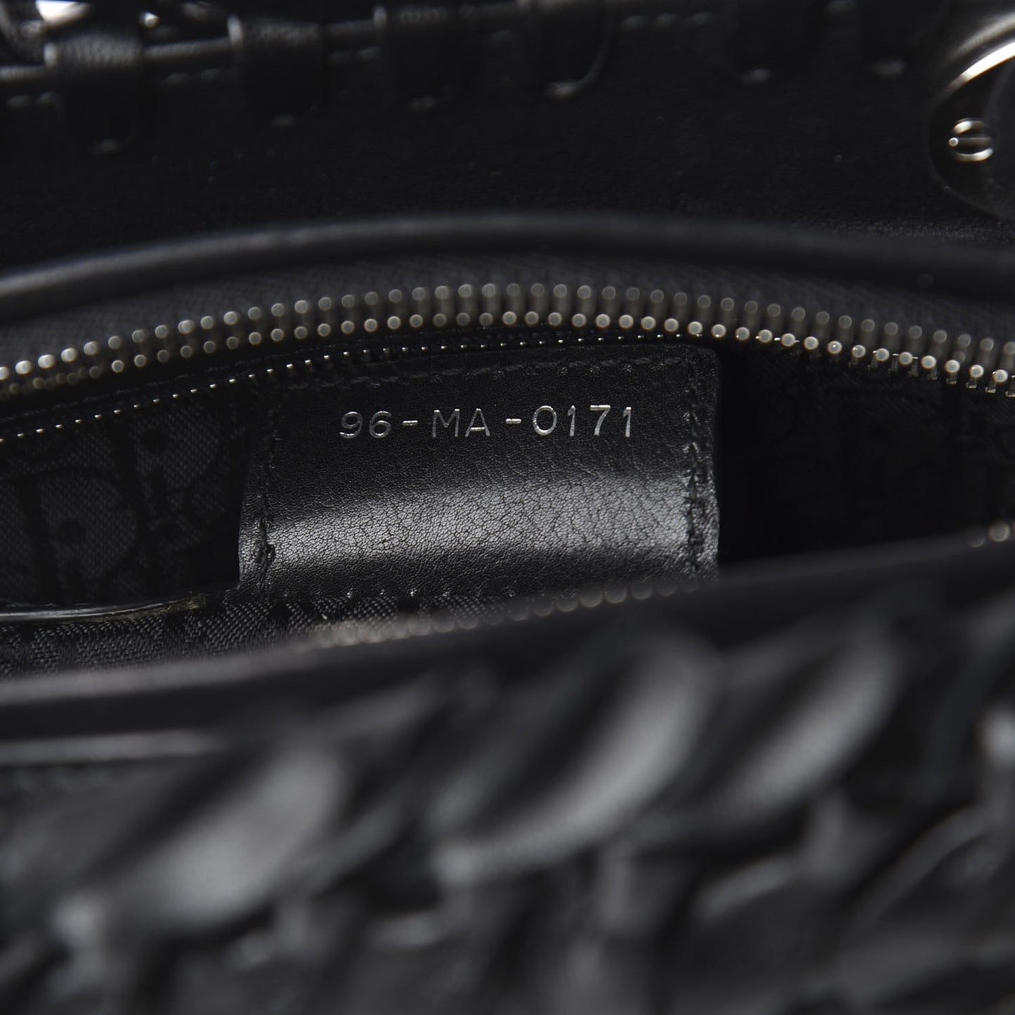 Lambskin Cannage Bow Medium Lady Dior Black