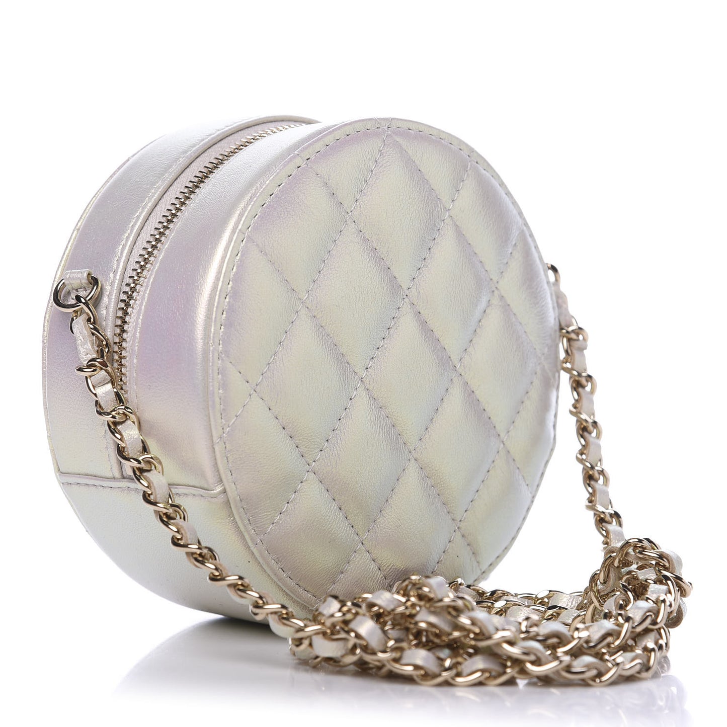 Iridescent Lambskin Quilted Round Clutch With Chain Ivory