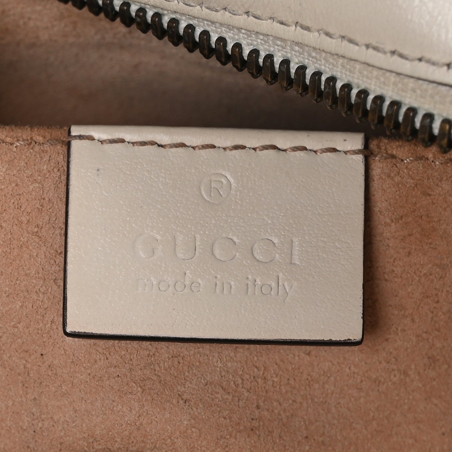 Calfskin Matelasse Small GG Marmont Chain Shoulder Bag White
