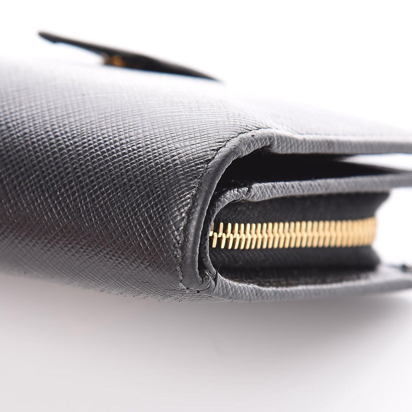 Saffiano Compact Triangle Wallet Black