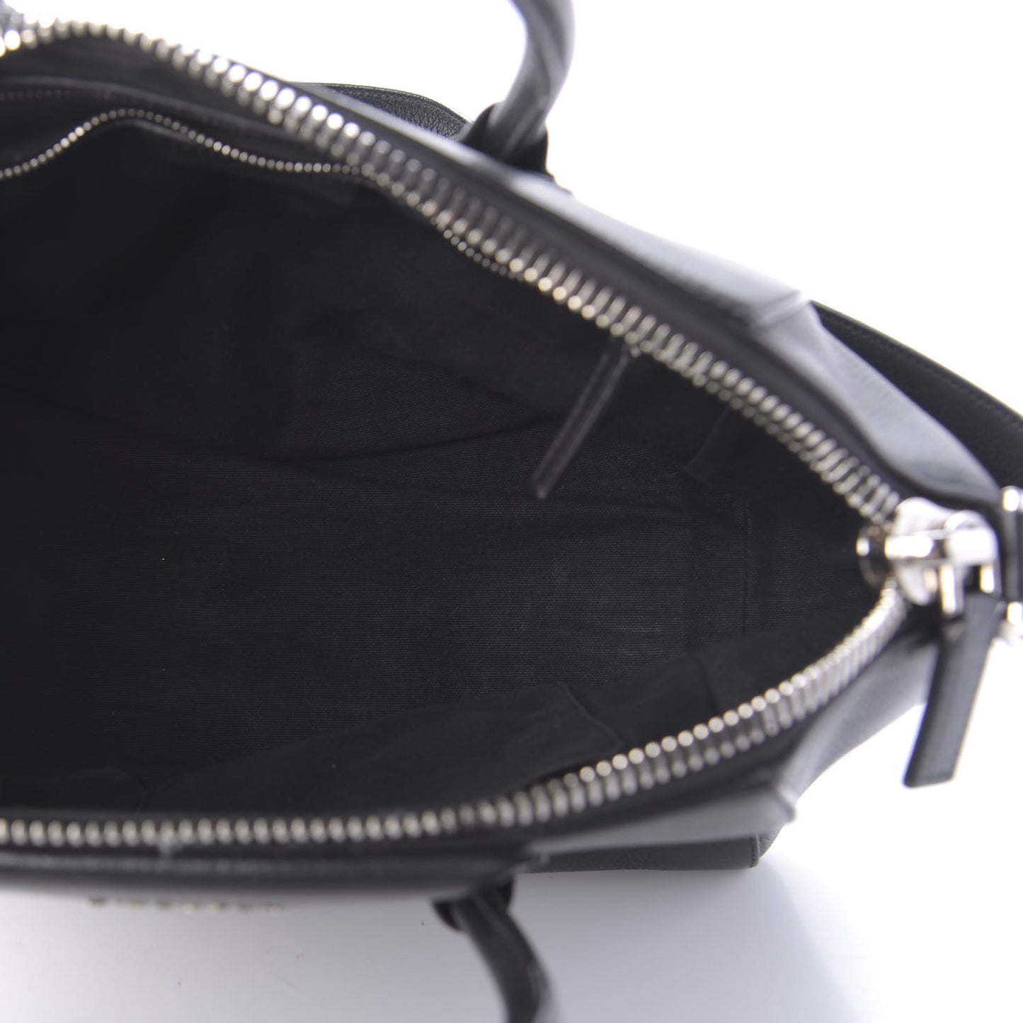 Sugar Goatskin Medium Antigona Black
