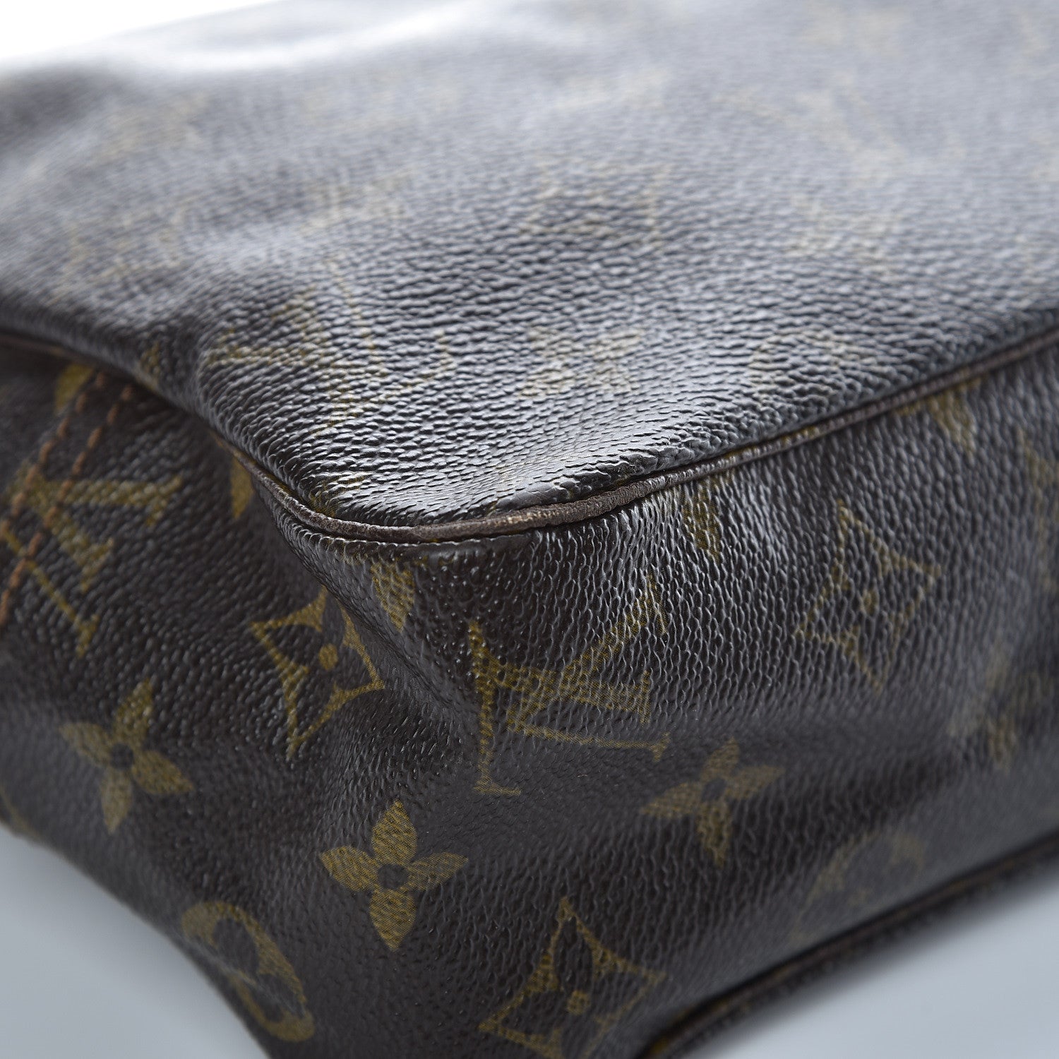 Louis Vuitton Monogram Trousse Toilette 28 18 of 25