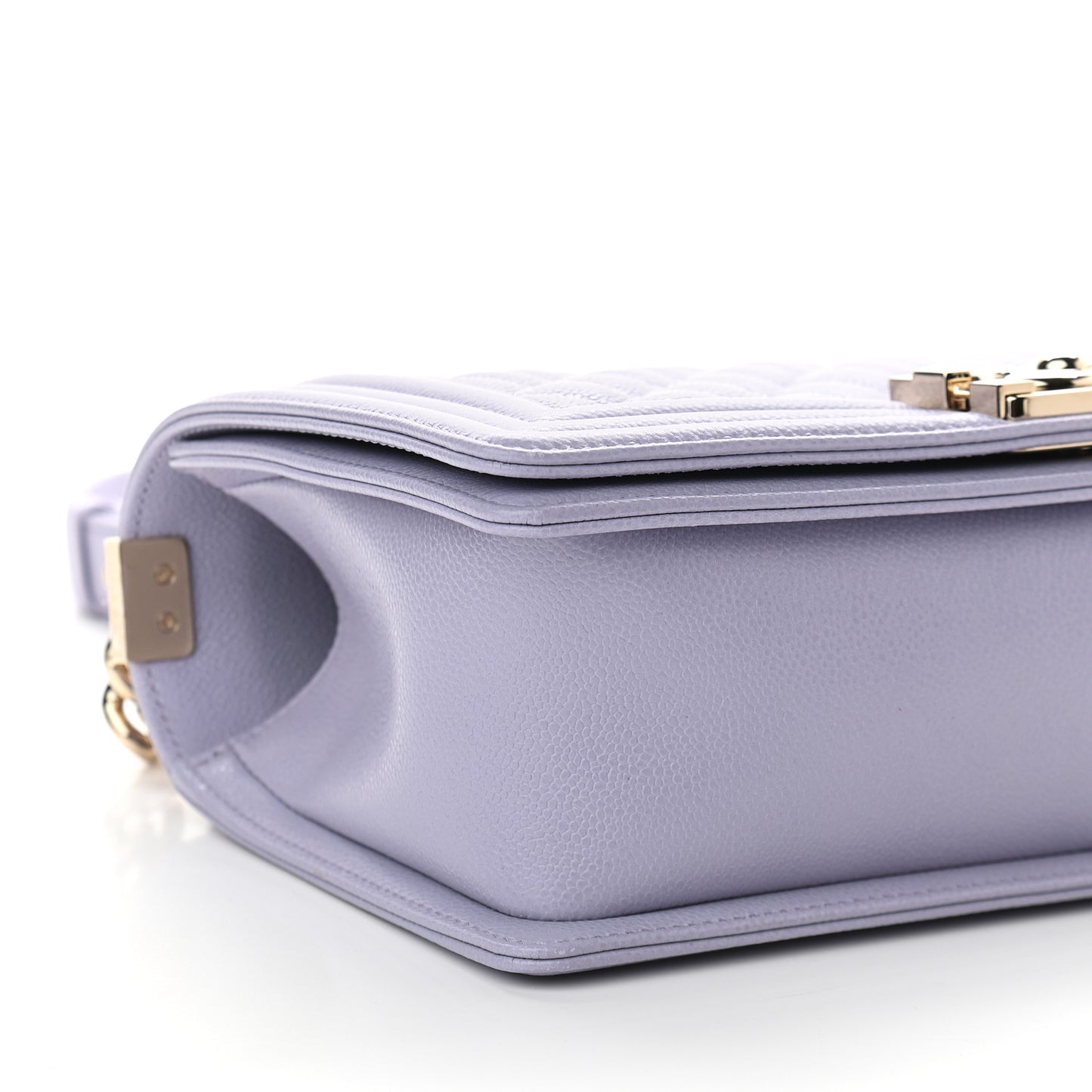 Caviar Quilted Medium Boy Flap Light Purple