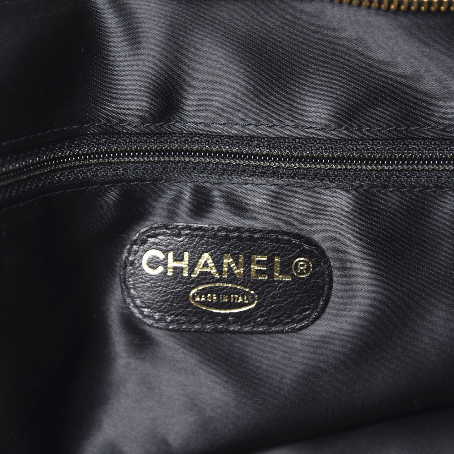 Caviar CC Shoulder Bag Black