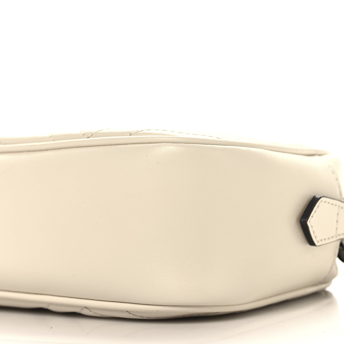 Calfskin Matelasse Monochrome Small GG Marmont Chain Shoulder Bag Mystic White
