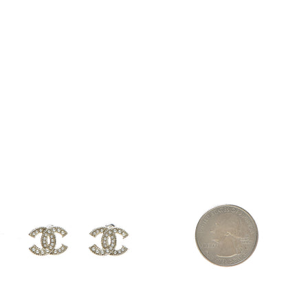 Chanel Pearl CC Earrings Gold 2 of 5