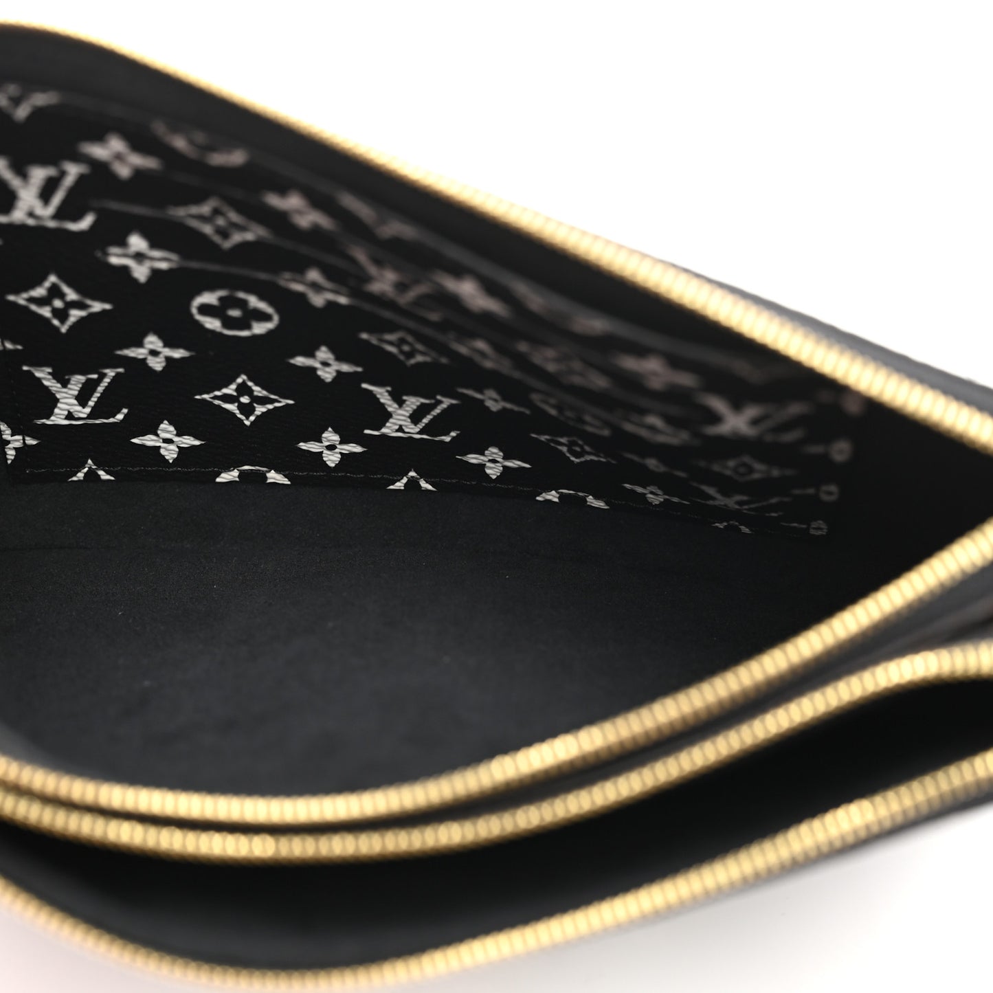 Monogram Giant Jungle Pochette Double Zip Black