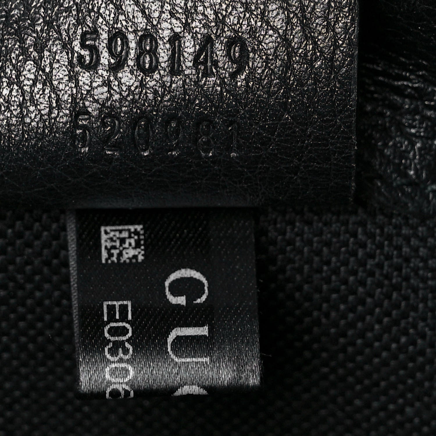 Gucci GG Supreme Monogram Psychedelic Bucket Bag Black 6 of 9