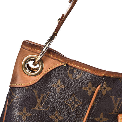 Louis Vuitton Monogram Galliera PM 13 of 20