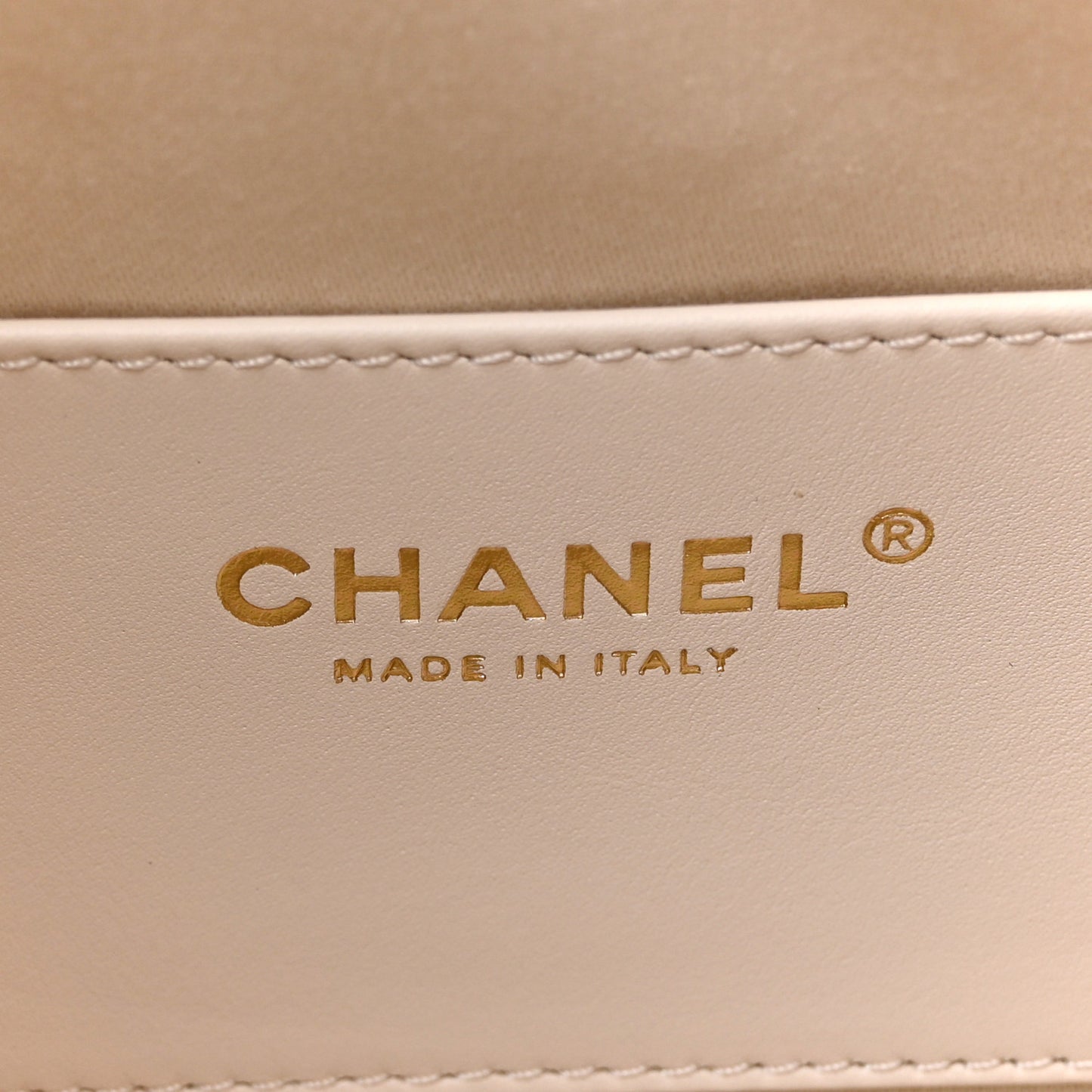 Caviar Quilted Mini Chanel 25 Handbag White