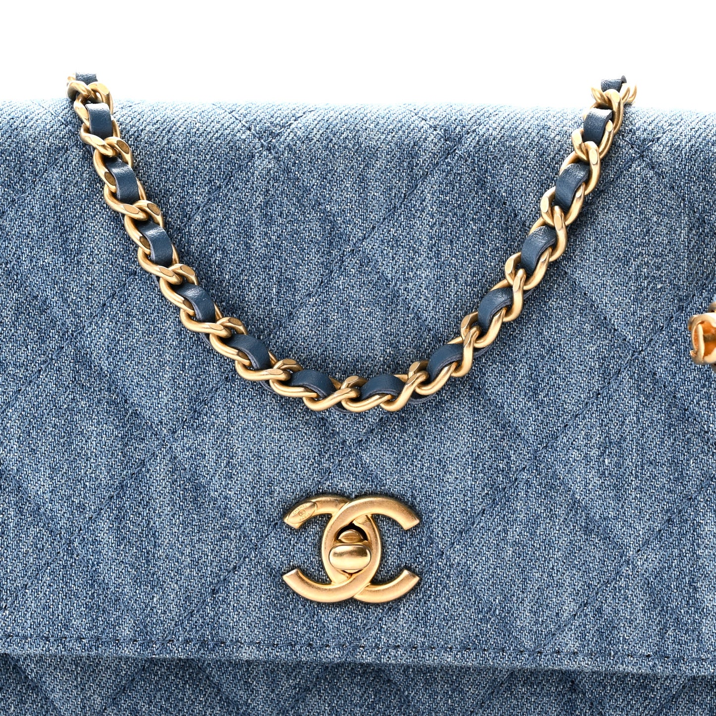 Denim Quilted CC Pearl Crush Wallet on Chain WOC Blue