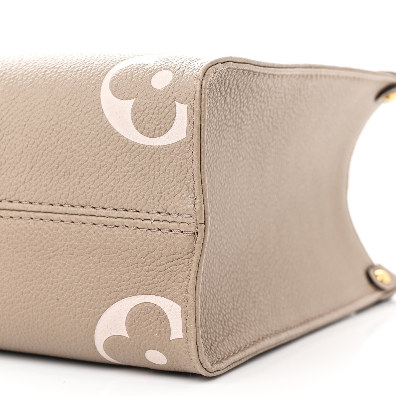 Louis Vuitton Empreinte Monogram Giant Onthego PM Tourterelle Creme 9 of 14