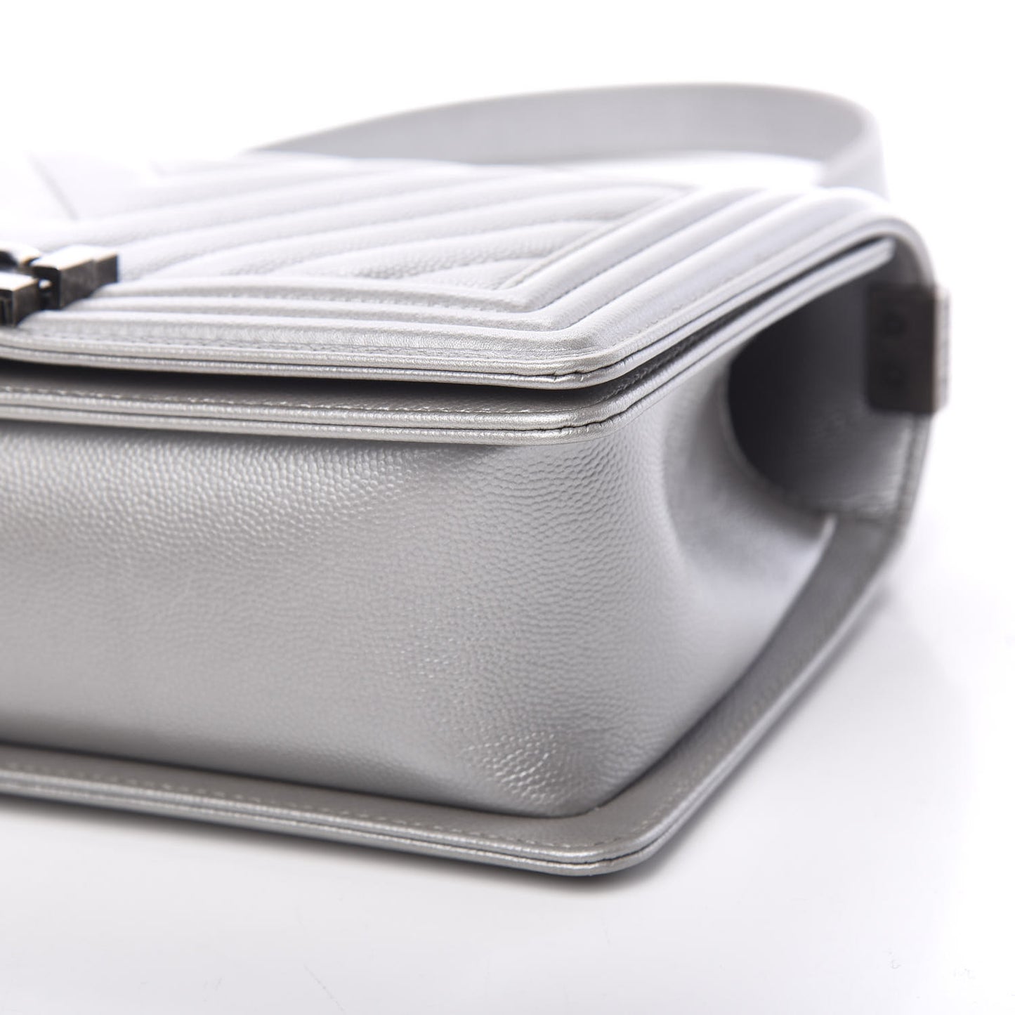 Metallic Caviar Chevron Quilted Medium Boy Flap Silver