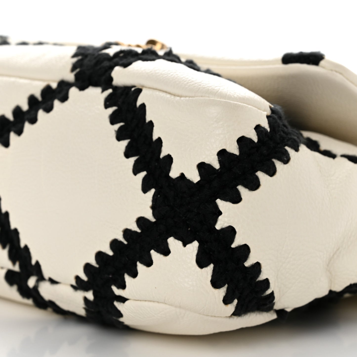 Calfskin Crochet Medium Chanel 19 Flap White Black