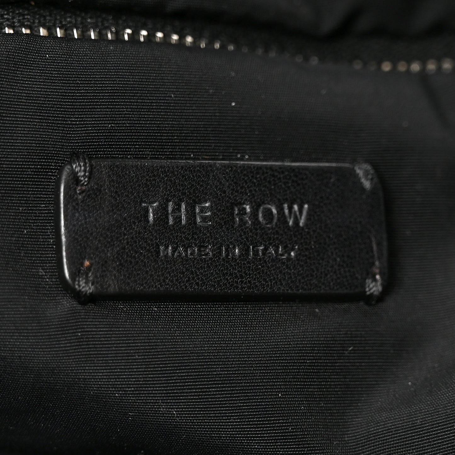 Nylon E/W Logan Bag Black