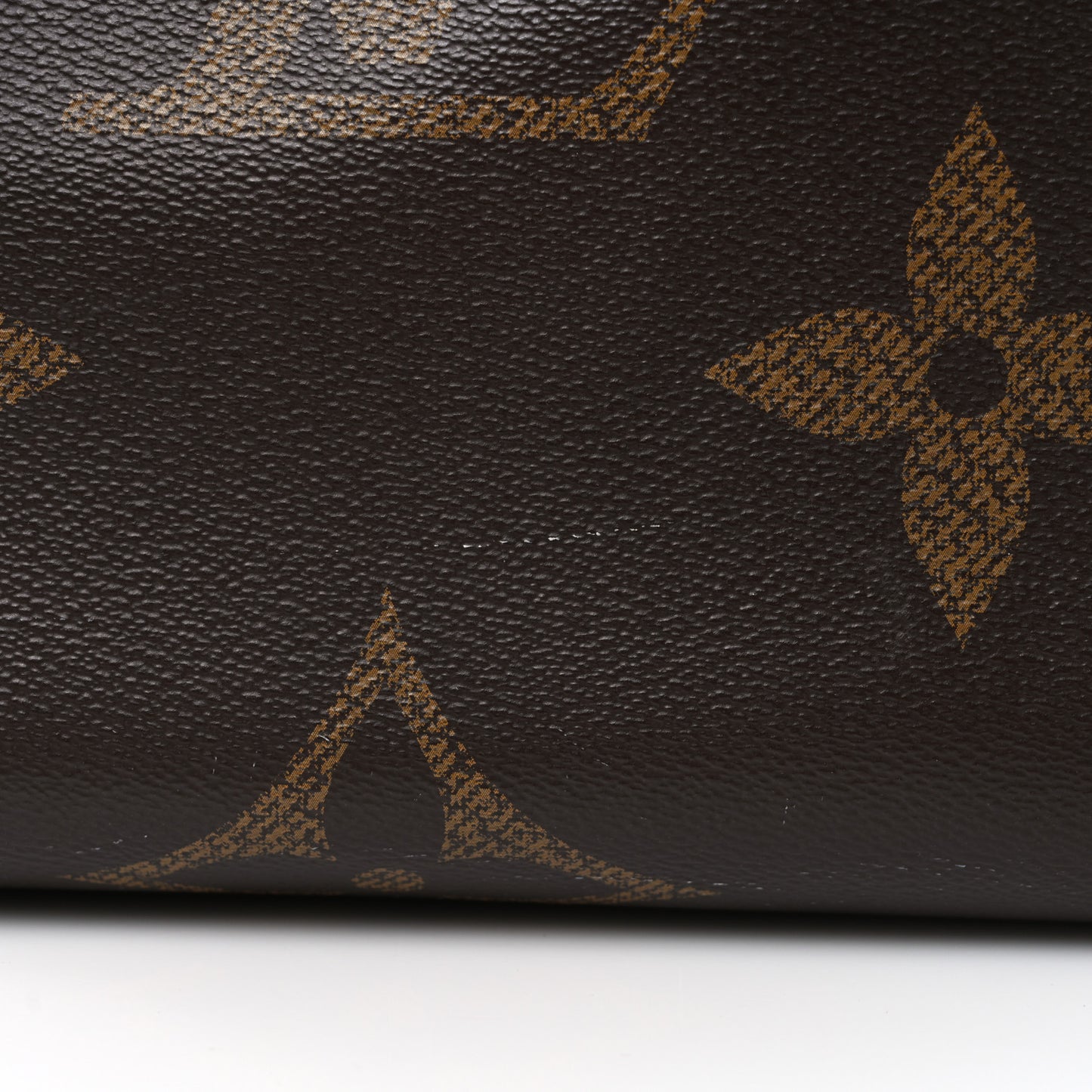 Reverse Monogram Giant Onthego GM