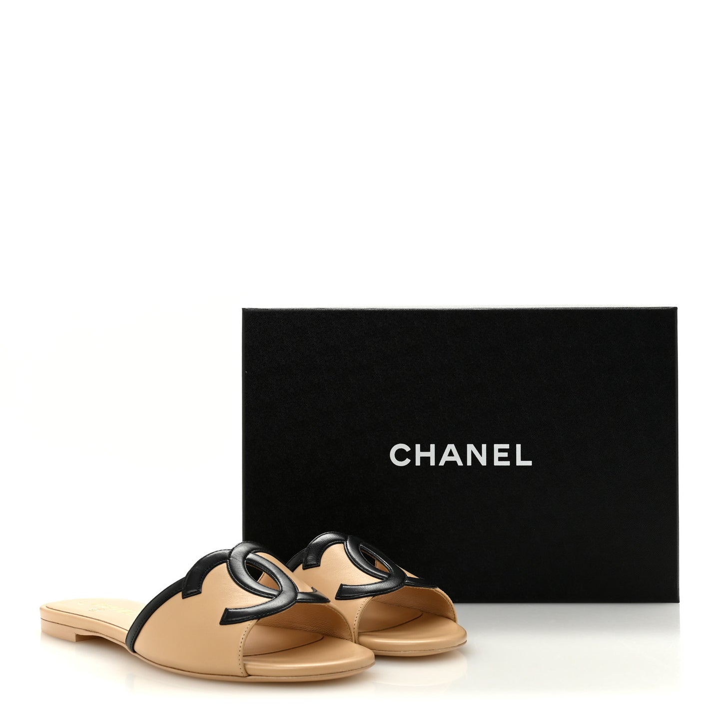 Lambskin CC Cutout Sandal Mules 39 Beige Black