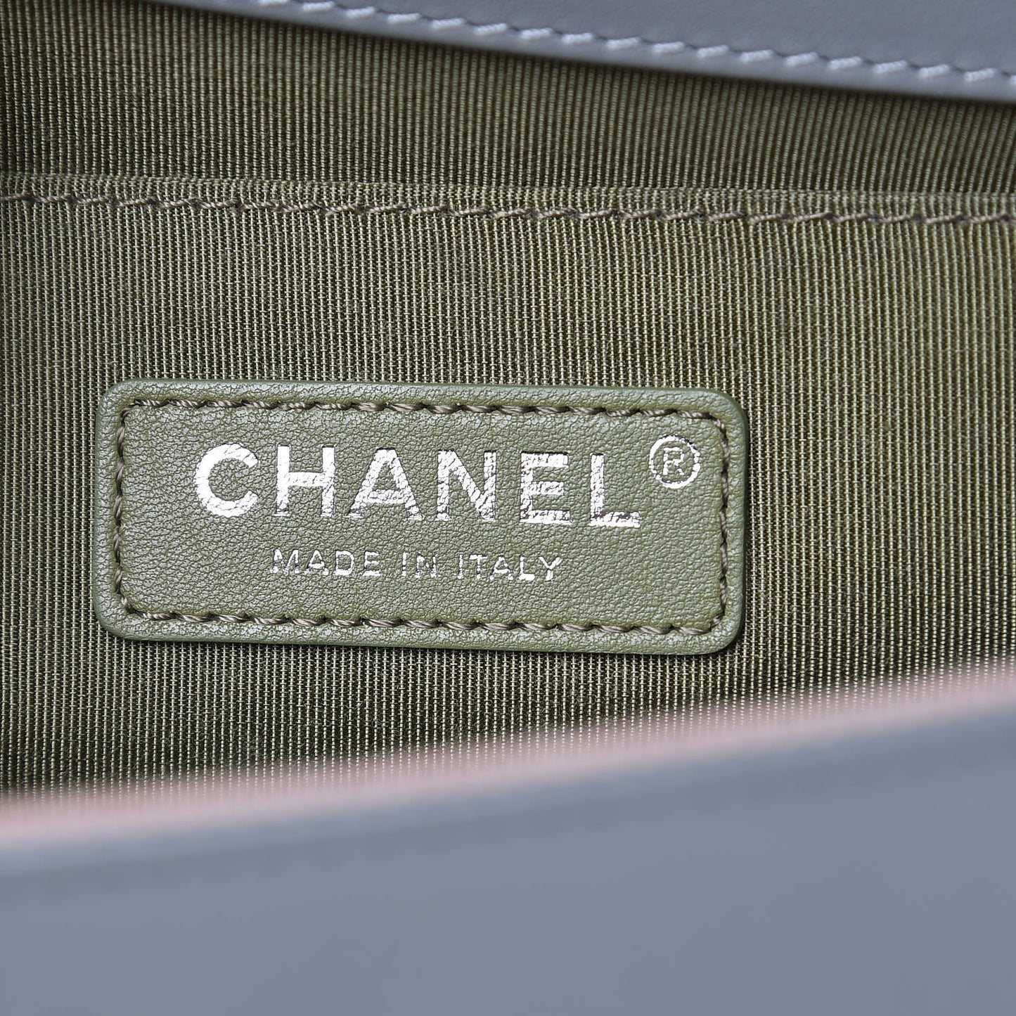 Lambskin Quilted Medium Boy Flap Grey