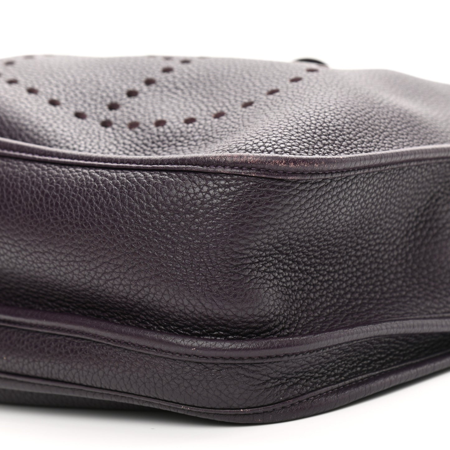 Taurillon Clemence Evelyne III GM Raisin