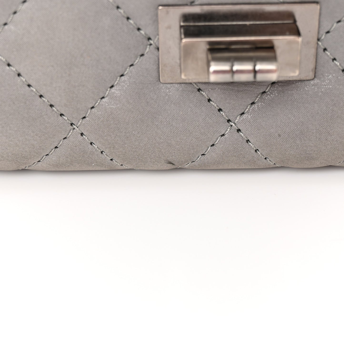 Caviar Iridescent Calfskin Quilted 2.55 Reissue 226 Flap Brown Grey