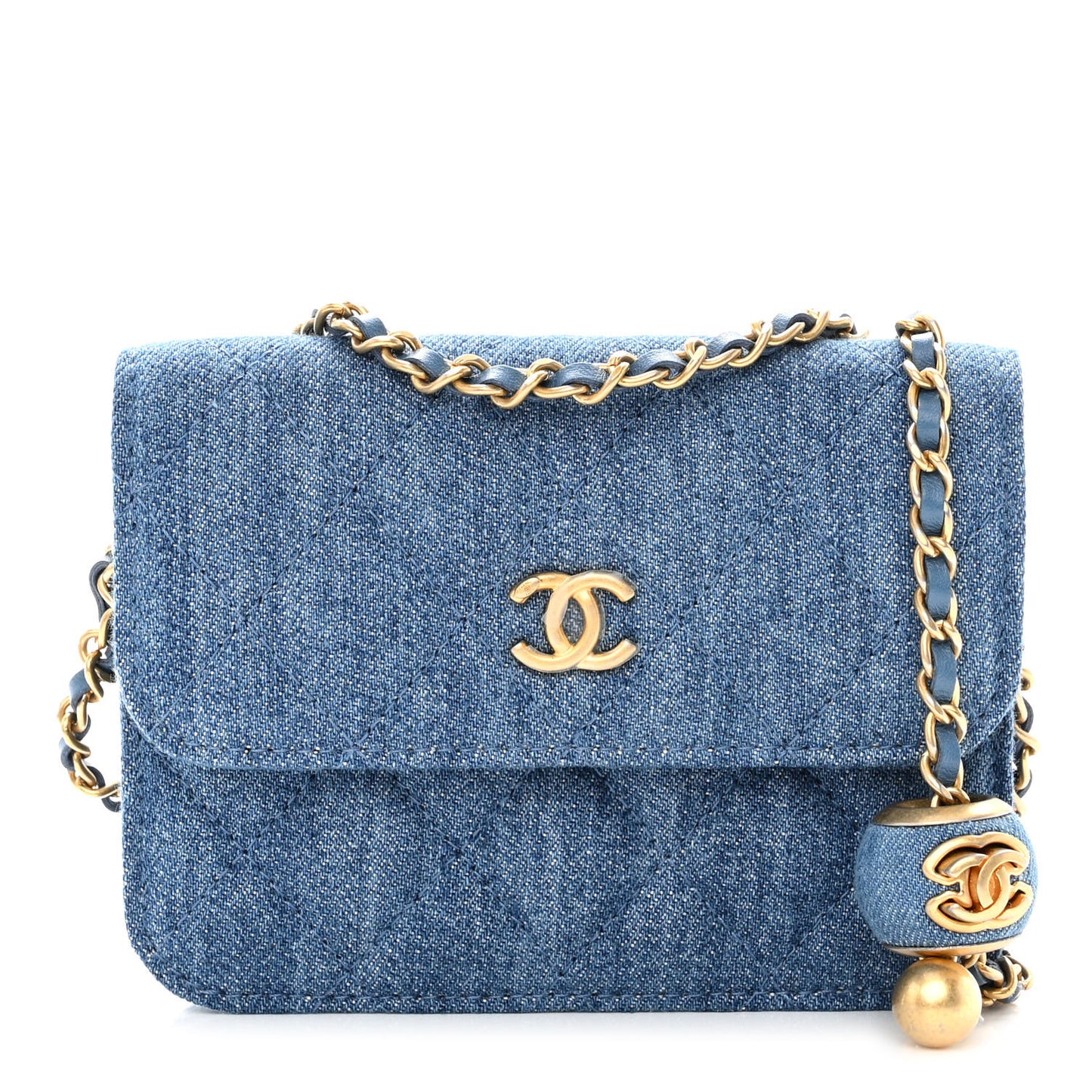 Denim Quilted CC Pearl Crush Clutch With Chain Blue