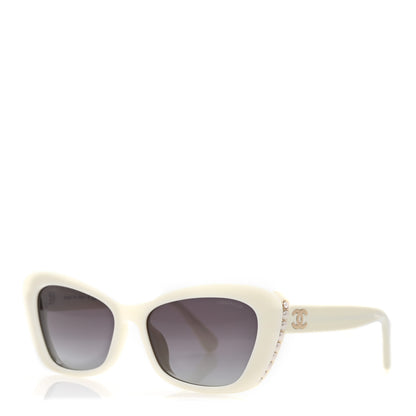 Chanel Acetate Pearl Cat Eye CC Sunglasses 5481-H-A White 1 of 8