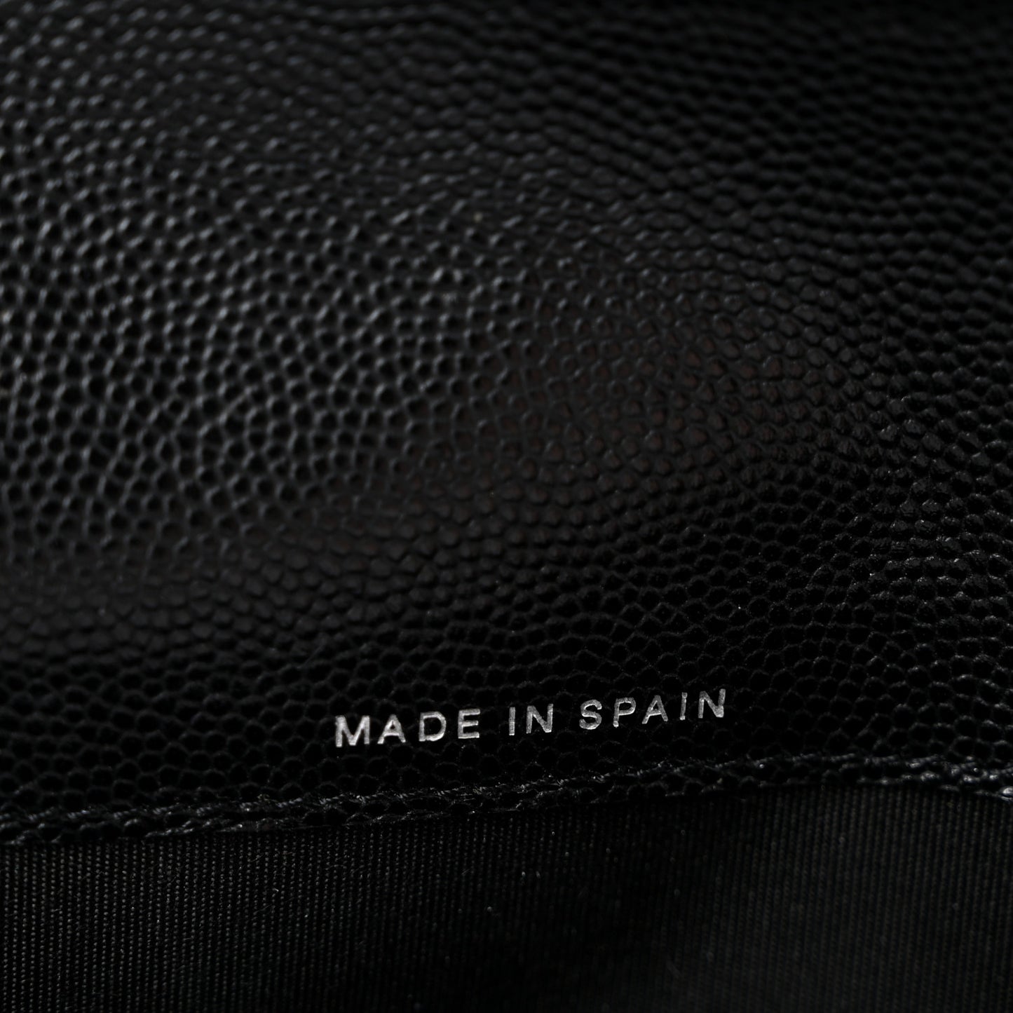 Caviar Quilted Large Boy Gusset Flap Wallet Black