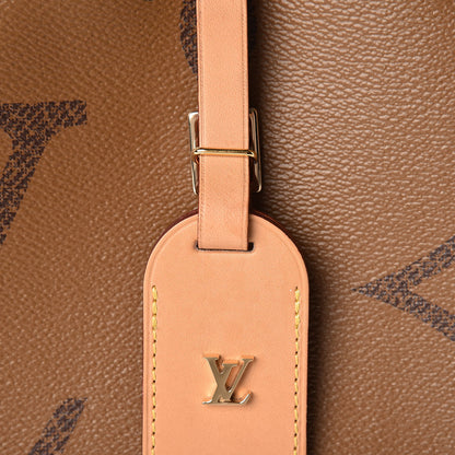 Louis Vuitton Reverse Monogram Giant Boite Chapeau Souple 7 of 14