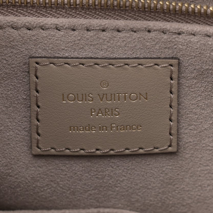 Louis Vuitton Empreinte Monogram Giant Onthego MM Tourterelle 6 of 12