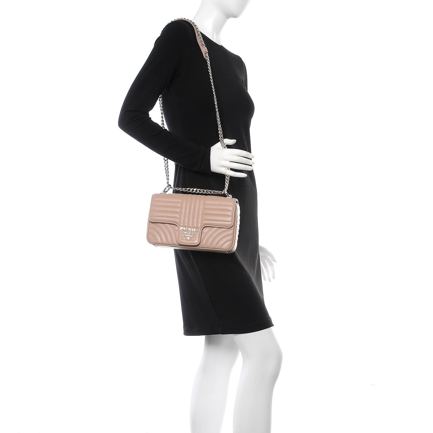 Soft Calfskin Impunture Diagramme Medium Chain Flap Shoulder Bag Cipria