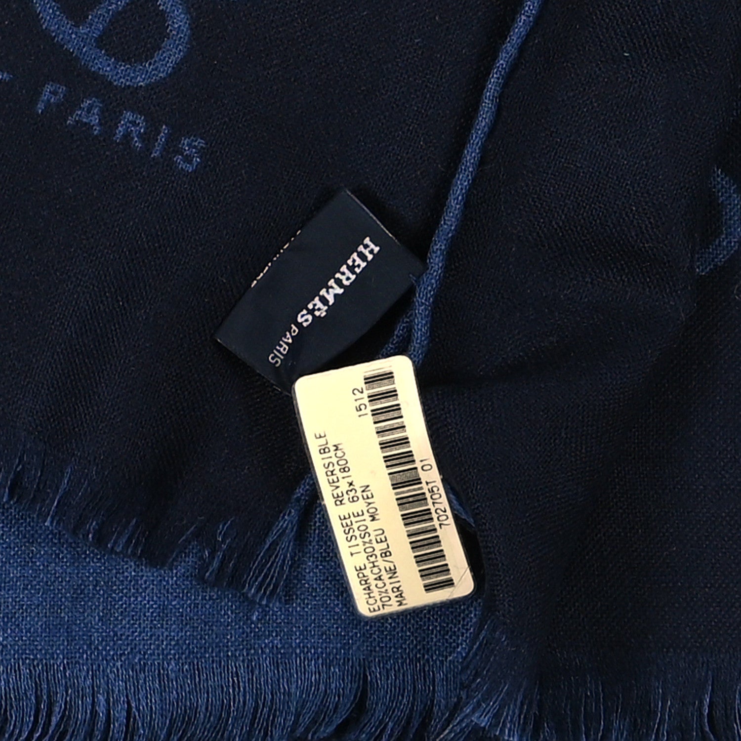 Hermes Cashmere Silk Echarpe Tissee Reversible Muffler Marine Bleu Moyen 3 of 3