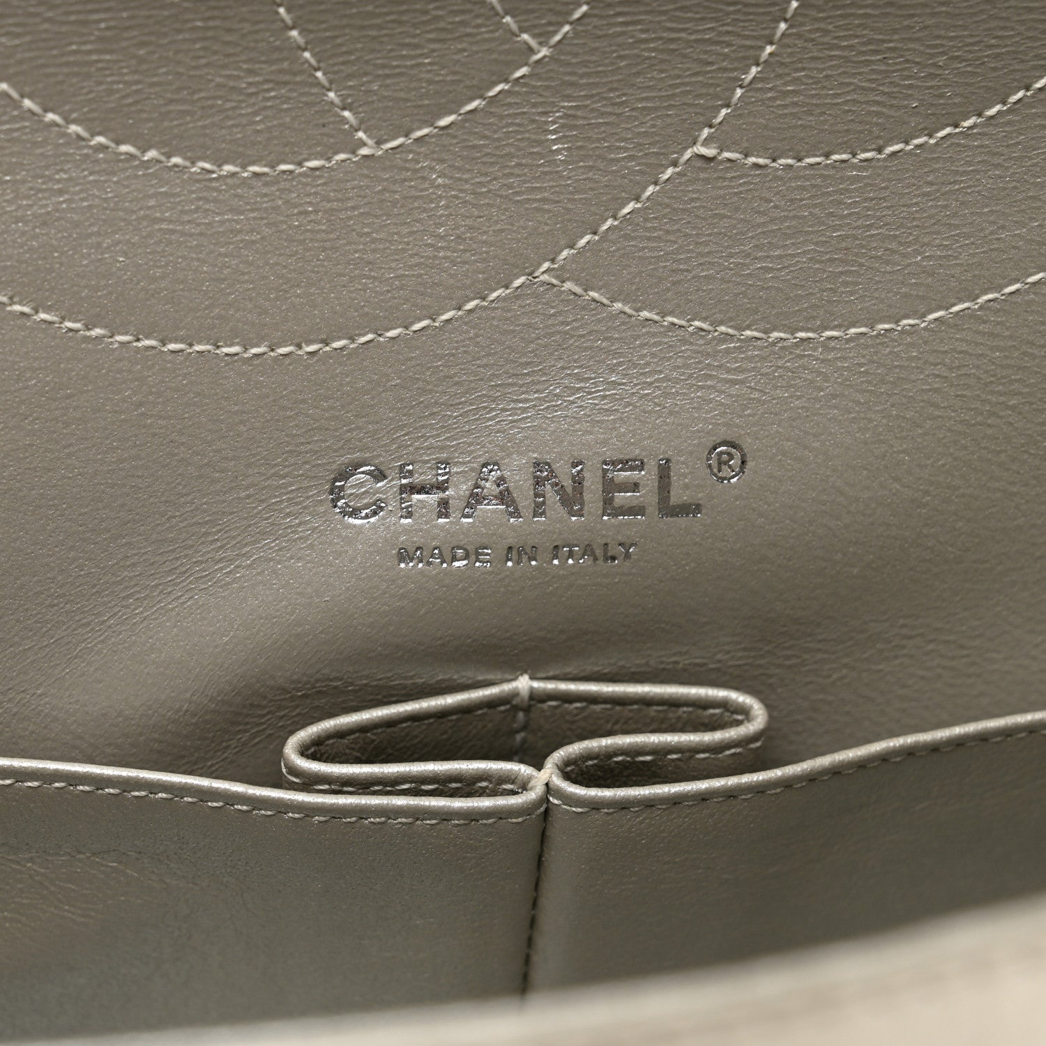 Chanel Metallic Lambskin Quilted 2.55 Reissue 226 Flap Pale Gold 7 of 12