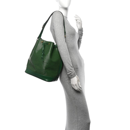 Louis Vuitton Epi Noe Borneo 2 of 15