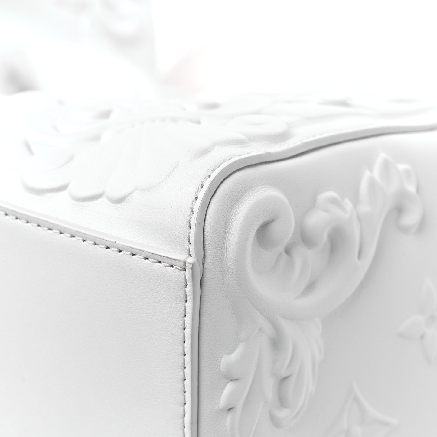 Calfskin LV Ornament Sac Plat 24H Optic White