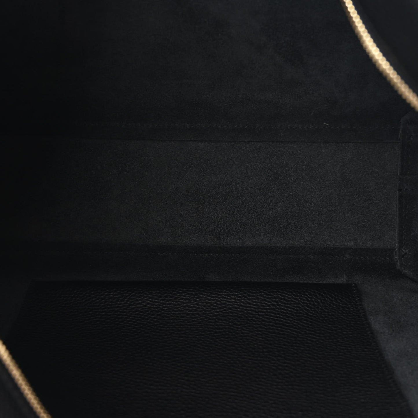 Pebbled Calfskin Everyday Zip Tote Black