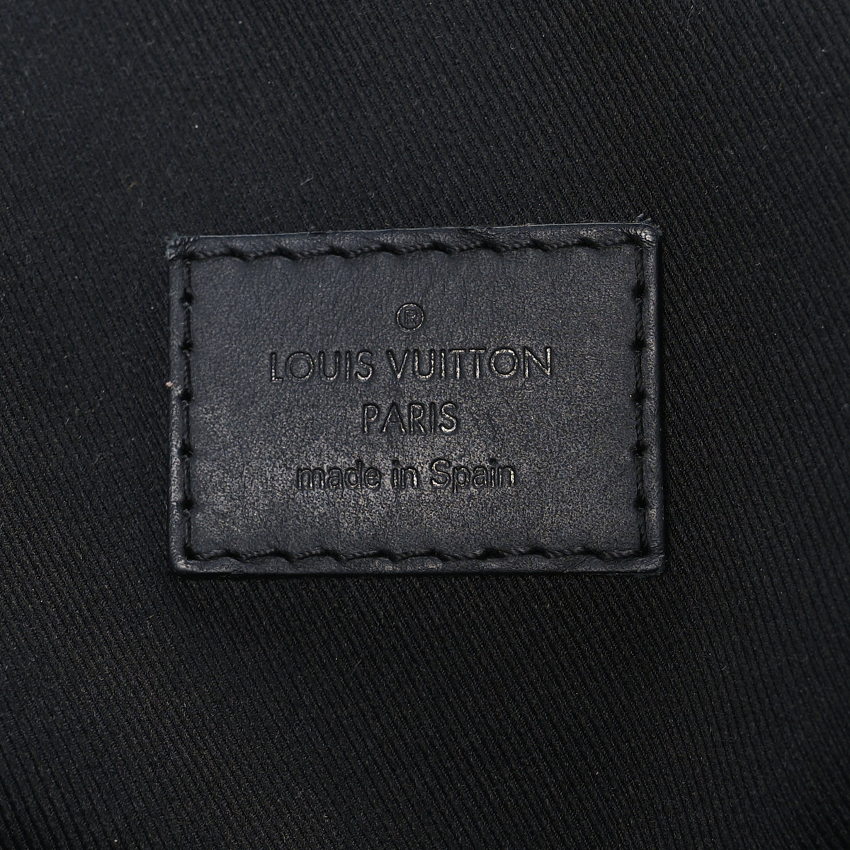 Damier Infini District PM Onyx