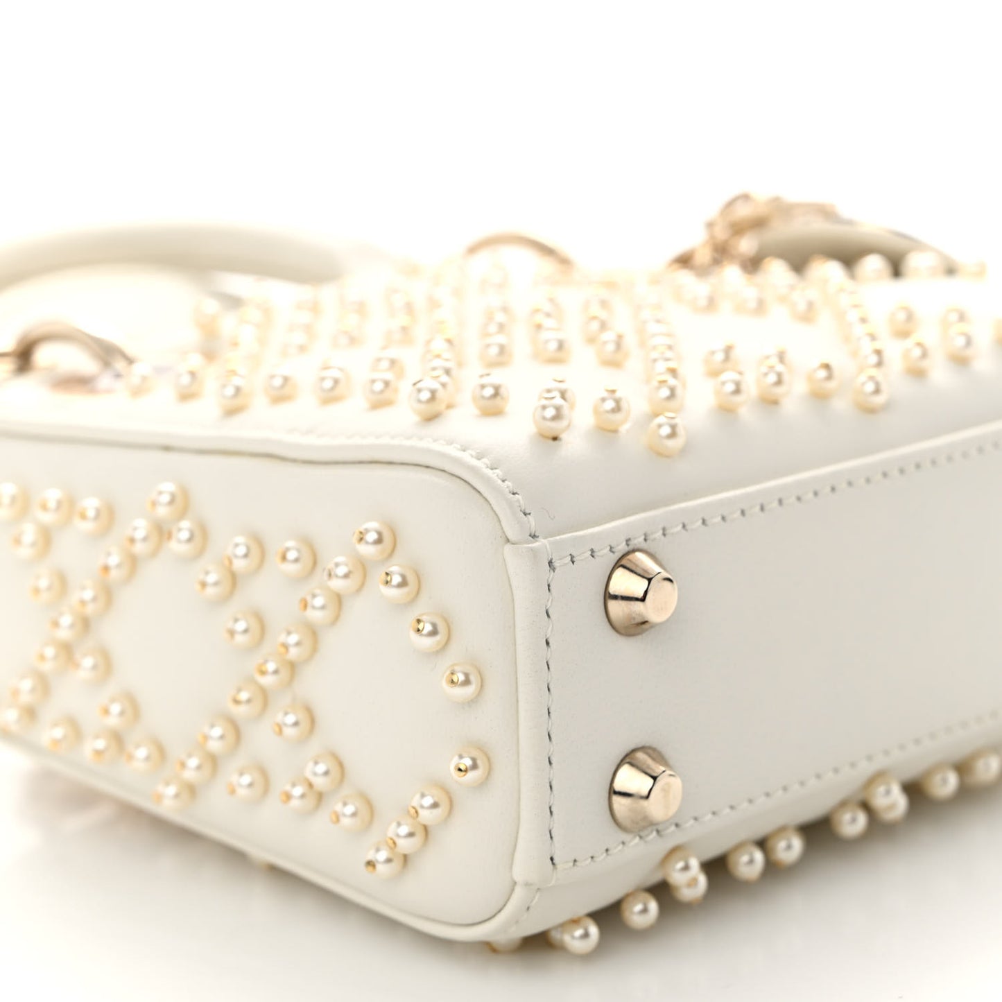 Lambskin Pearl Cannage Micro Lady Dior Latte