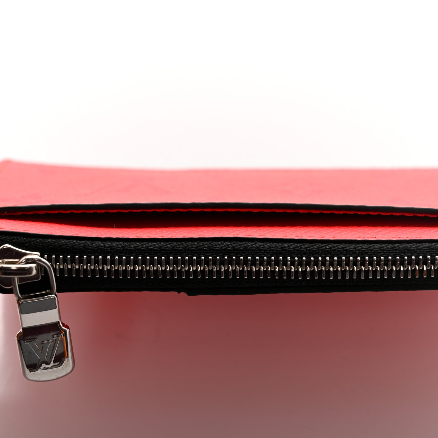 Taigarama Coin Card Holder Fire Red
