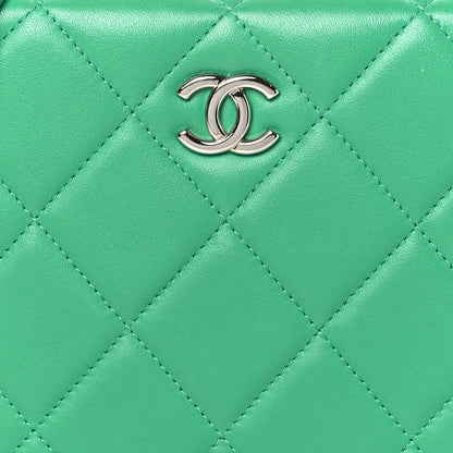 Chanel Quilted Lambskin Metal Bar Clutch Bag Green 7 of 9