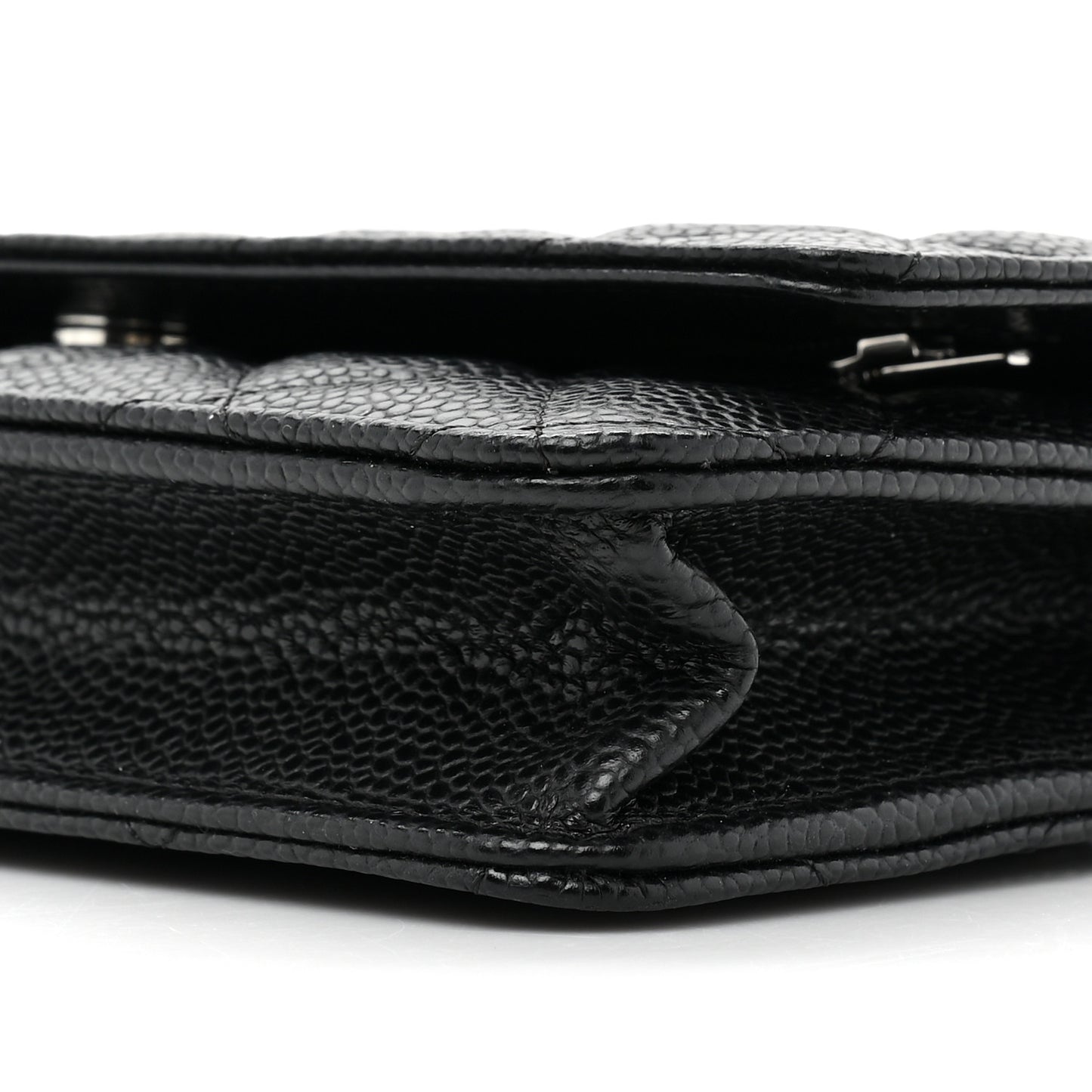 Caviar Quilted Wallet on Chain WOC Black